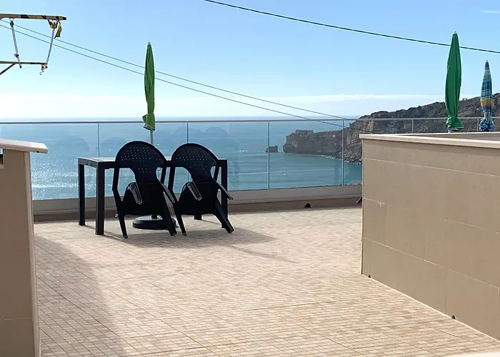 Duarte Houses - Casa T1 - Com Vista Mar